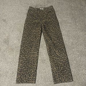 LEVIS Wedgie Leopard Print Straight Leg Corduroy Pants Womens 28 New!